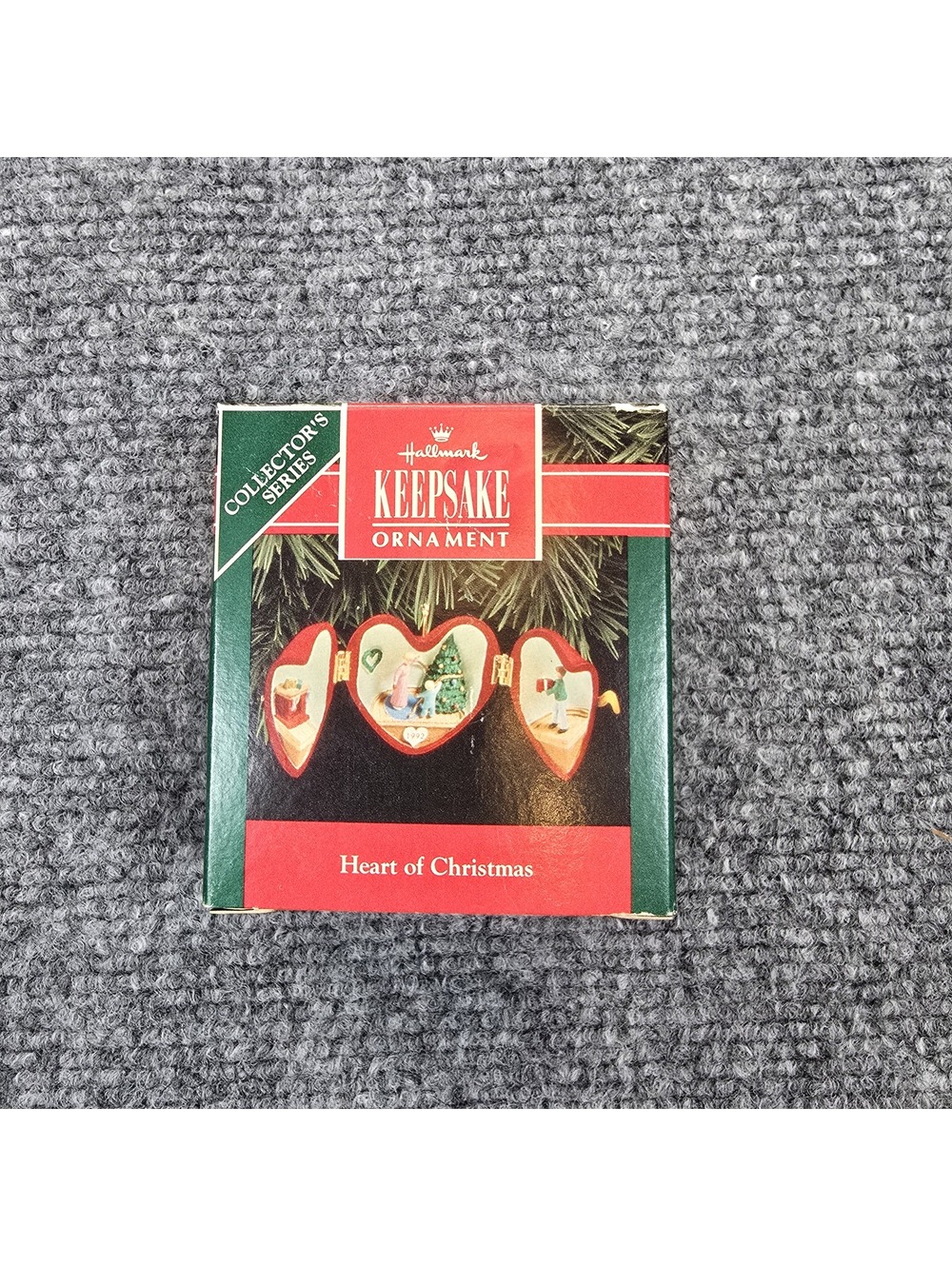 Hallmark Keepsake Heart of Christmas 1992 3rd in Series Hinged Ornament Box - Picture 5 of 6